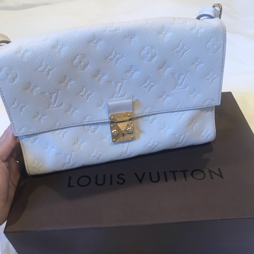 AUTHENTIC WHITE LOUIS VUITON FASCINATE